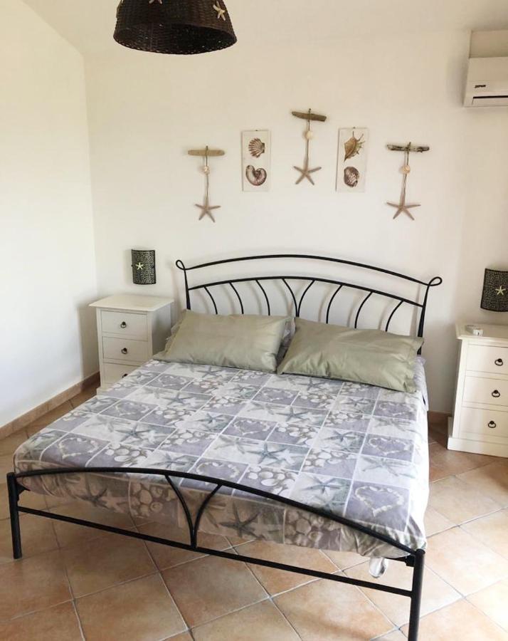 B&B Il Mirto Bianco San Giovanni Suèrgiu Buitenkant foto