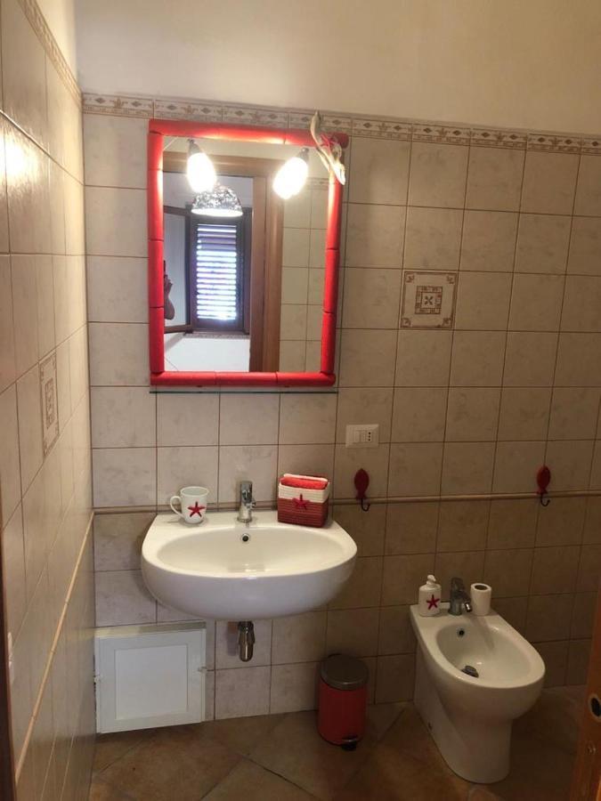 B&B Il Mirto Bianco San Giovanni Suèrgiu Buitenkant foto